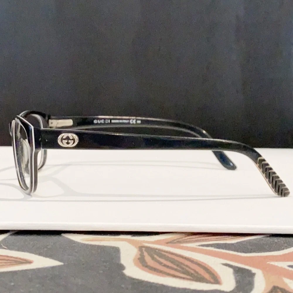 Authentic Gucci luxury designer signature prescription eyeglasses frames
